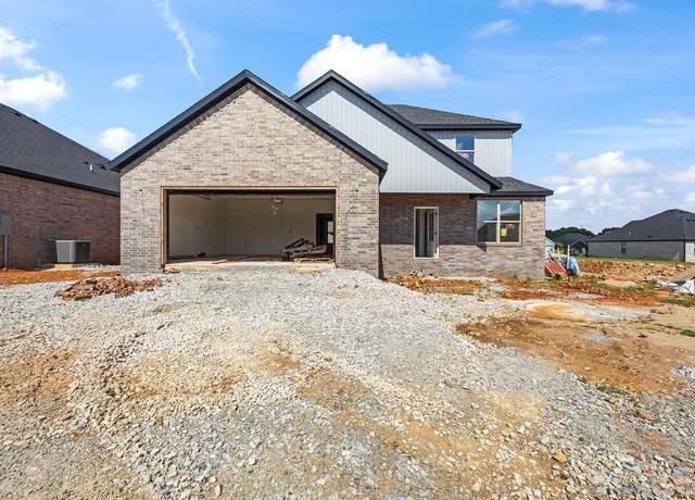 Property at 4832 Hawk St, Springdale, AR 72762, 5 beds, 2.5 baths