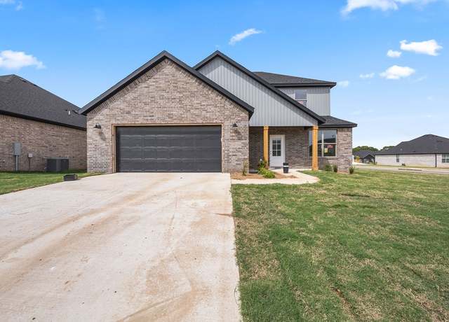 Property at 4832 Hawk St, Springdale, AR 72762, 5 beds, 2.5 baths
