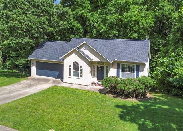 Property at 2205 Vine Ln, Springdale, AR 72762, 4 beds, 2.5 baths
