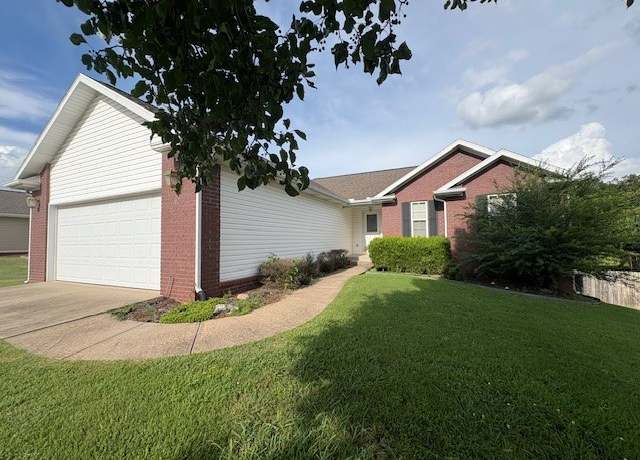 Property at 1921 Wellington Rd, Harrison, AR 72601, 4 beds, 3 baths