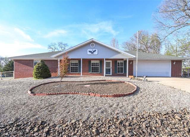 Property at 1 Hartlepool Dr, Bella Vista, AR 72715, 2 beds, 2 baths