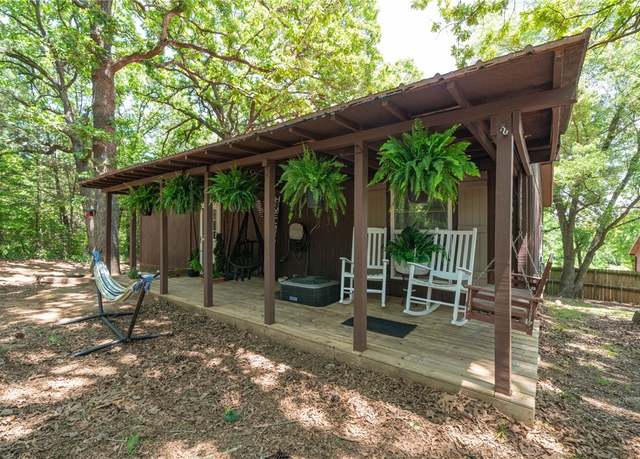 Property at 175 Sulphur City Rd, Fayetteville, AR 72701, 3 beds, 2 baths