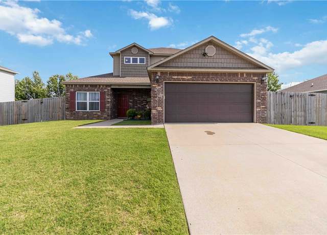 Property at 501 W Pittsfield, Siloam Springs, AR 72761, 3 beds, 2.5 baths