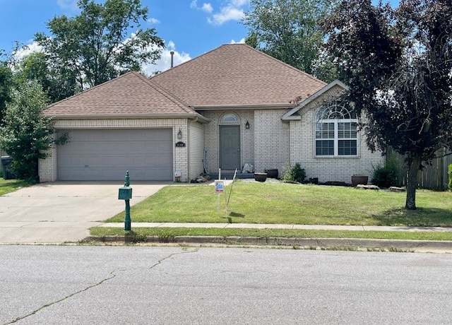 Property at 3500 S 3rd St, Rogers, AR 72758, 3 beds, 2 baths