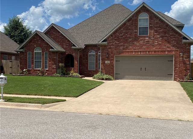 Property at 271 Greenfield Ave, Farmington, AR 72730, 5 beds, 3.5 baths