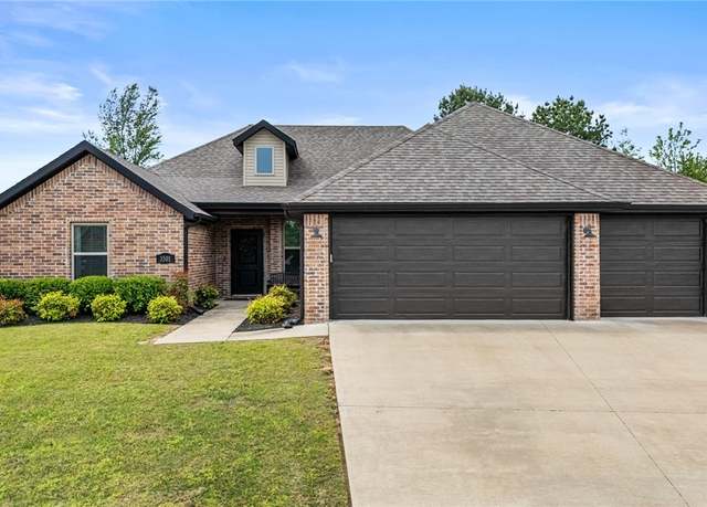 Property at 3501 Butterfly Ave, Springdale, AR 72764, 4 beds, 2.5 baths
