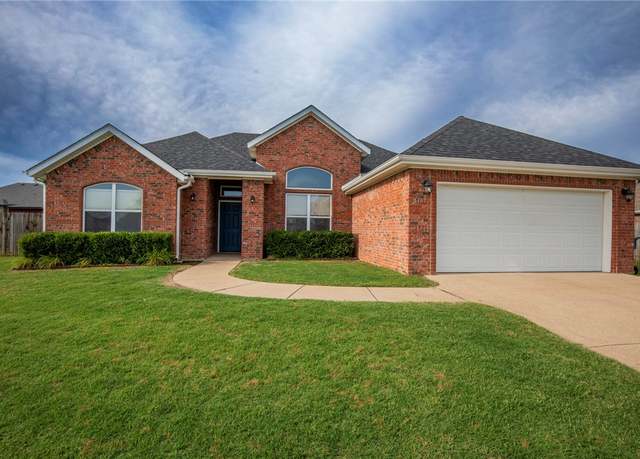 Property at 4307 SW Fieldstone Blvd, Bentonville, AR 72712, 3 beds, 2 baths