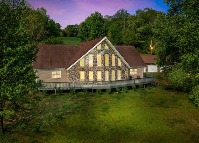 Property at 324 Hagee Rd, Anderson, MO 64831, 5 beds, 4 baths