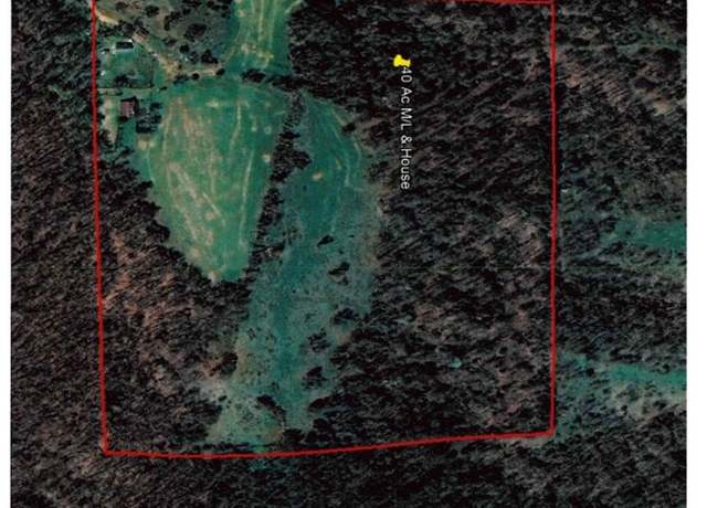 Property at 1061 County Road 731, Berryville, AR 72616, 1 bed, 1 bath