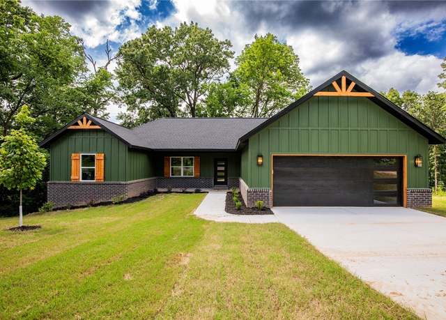 Property at 25 Lathrop Dr, Bella Vista, AR 72715, 3 beds, 2 baths