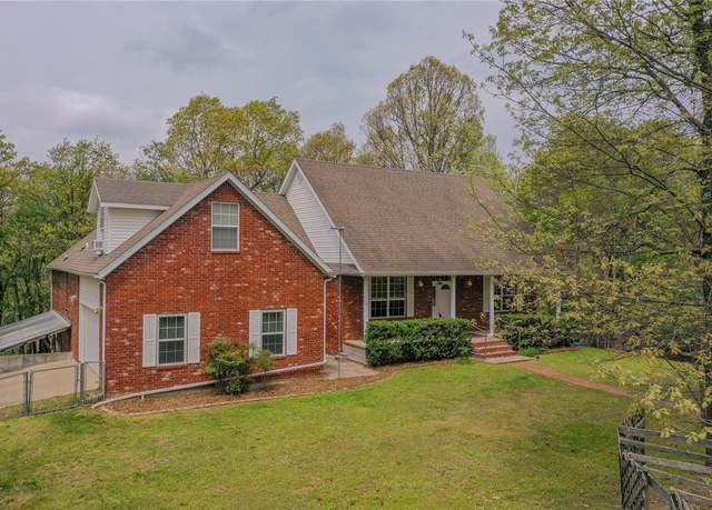 Property at 16035 Beechnut Ln, Fayetteville, AR 72704, 4 beds, 3 baths