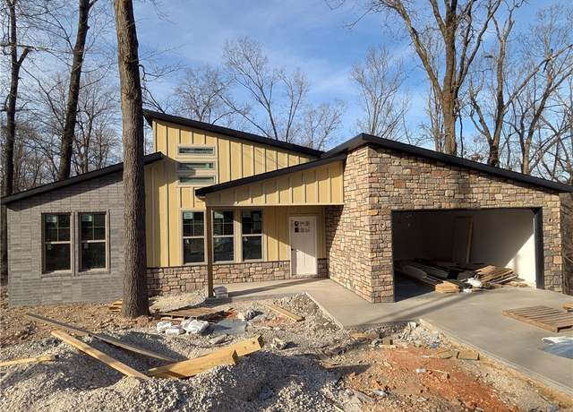 Property at 11 Peebles Cir, Bella Vista, AR 72715, 3 beds, 2 baths