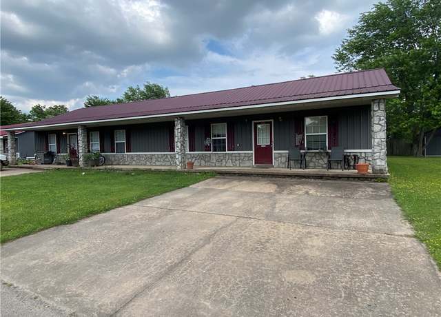 Property at 608 Jason Pl, Lincoln, AR 72744, 6 beds, 4 baths