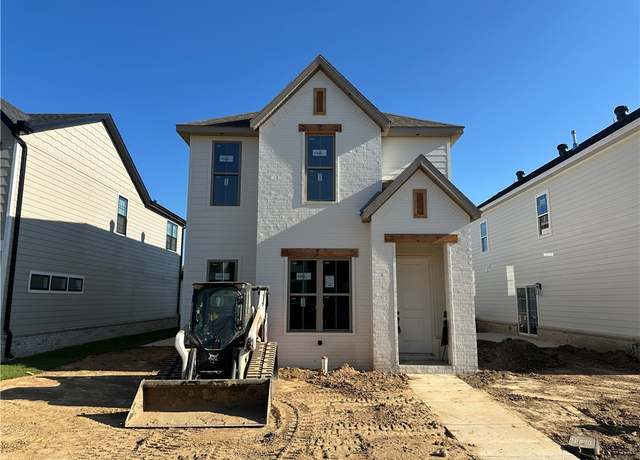 Property at 4402 W Bronco Dr, Fayetteville, AR 72704, 4 beds, 4.5 baths