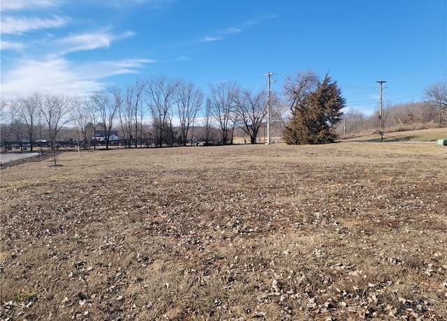 Property at 5130 Willow Creek Blvd, Johnson, AR 72762