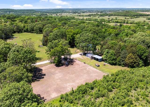 Property at 12419 Grants Pass Rd, Prairie Grove, AR 72753, 3 beds, 2 baths