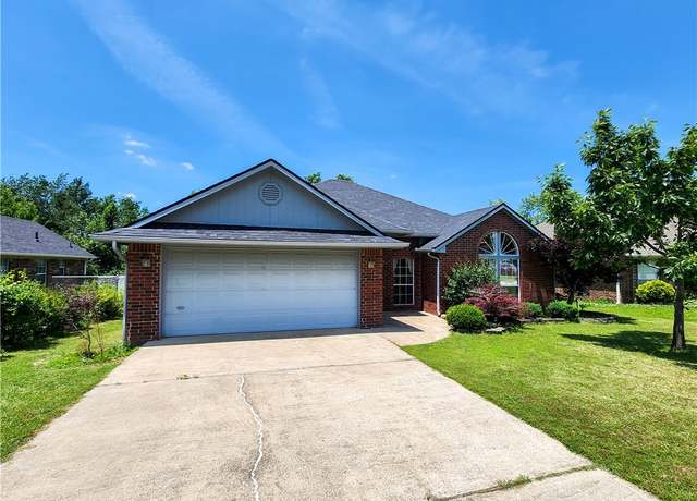 Property at 810 N 26th St, Rogers, AR 72756, 4 beds, 2 baths