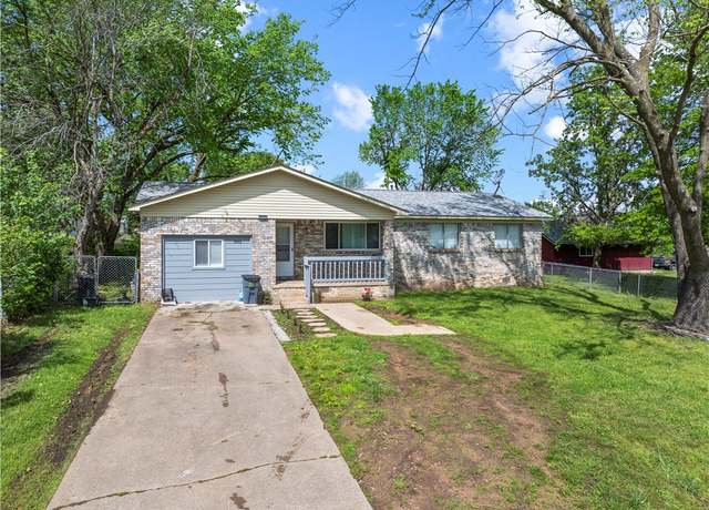 Property at 1002 Easy, Green Forest, AR 72638, 4 beds, 2 baths