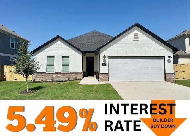 Property at 3668 Tranquility St, Springdale, AR 72764, 4 beds, 2 baths