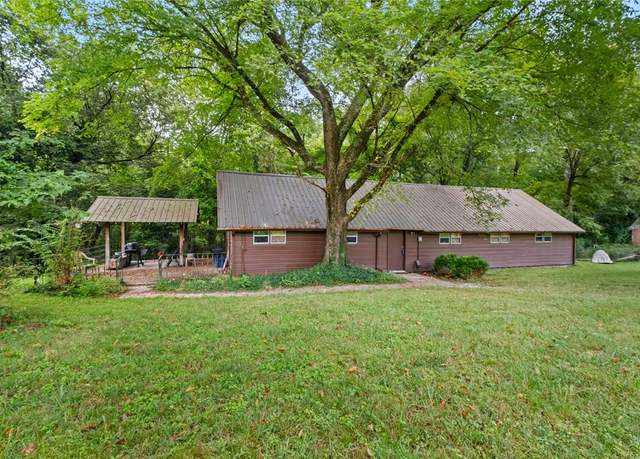 Property at 13432 Cozy Corners Rd, Siloam Springs, AR 72761, 1 bed, 1 bath