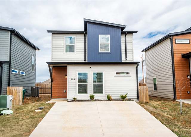 Property at 1010 Boardwalk Ave, Bentonville, AR 72713, 2 beds, 2.5 baths