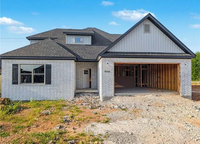 Property at 6905 SW Basswood Ave, Bentonville, AR 72713, 4 beds, 3 baths