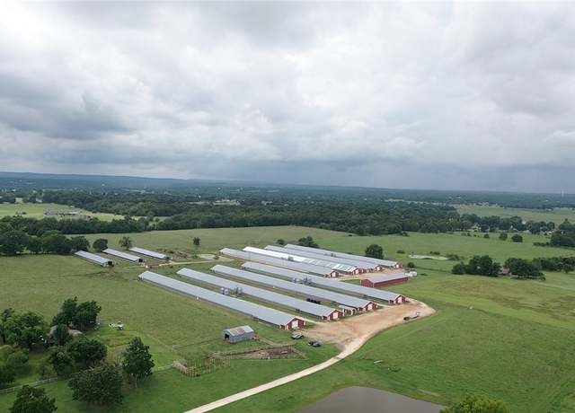 Property at 12470 Jim Devault Rd, Farmington, AR 72730, 3 beds, 2 baths