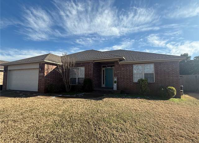 Property at 110 Ashbrook Ln, Russellville, AR 72802, 3 beds, 2 baths