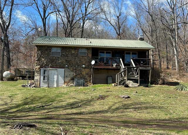 Property at 1548 County Road 731, Berryville, AR 72616, 3 beds, 1 bath