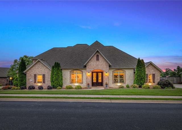 Property at 2970 Laurel Cir, Centerton, AR 72719, 4 beds, 3.5 baths