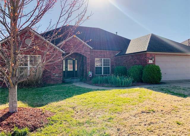 Property at 3414 Glenbrook Loop, Springdale, AR 72764, 4 beds, 2 baths
