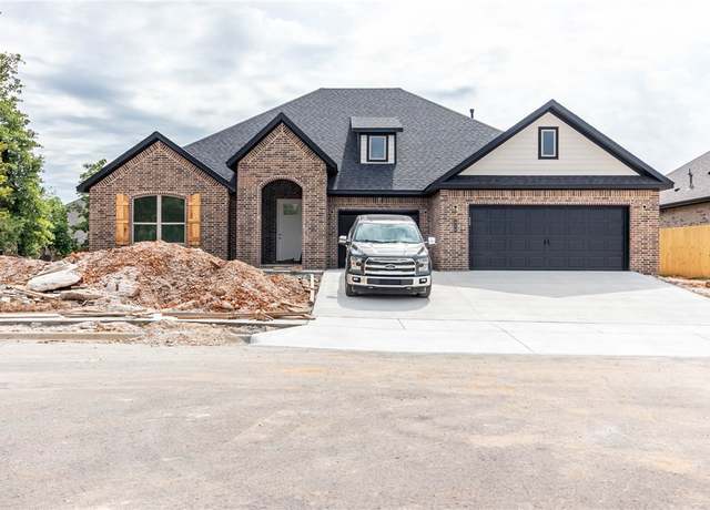Property at 434 Ardie Martin St, Tontitown, AR 72762, 4 beds, 2 baths