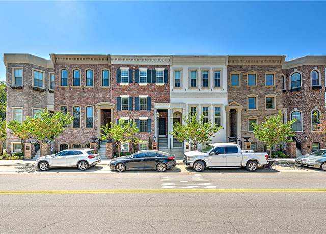 Property at 313 NW A St, Bentonville, AR 72712, 4 beds, 3.5 baths