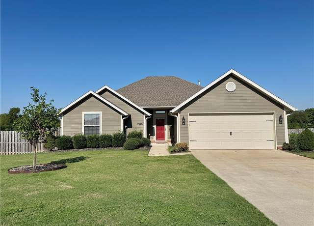 Property at 3907 Appaloosa Way, Springdale, AR 72764, 3 beds, 2 baths