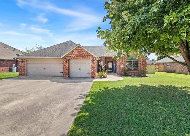 Property at 11093 Waterleaf Ln, Prairie Grove, AR 72753, 3 beds, 2 baths