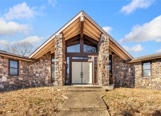 Property at 659 Dogwood Ct, Harrison, AR 72601, 4 beds, 4 baths