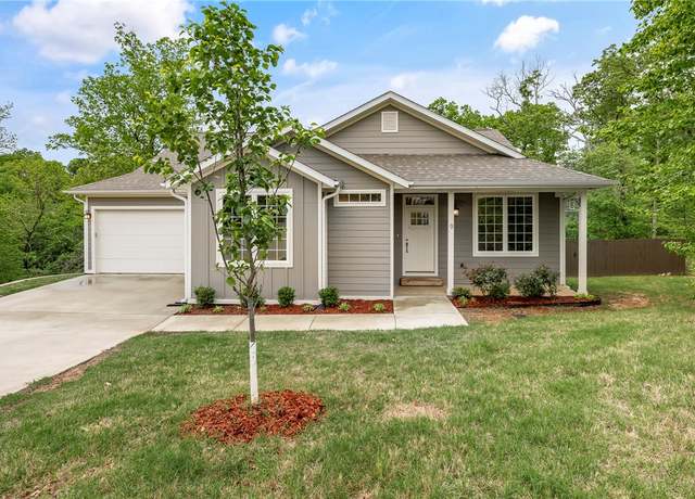 Property at 9 Hubert Ln, Bella Vista, AR 72715, 3 beds, 2 baths