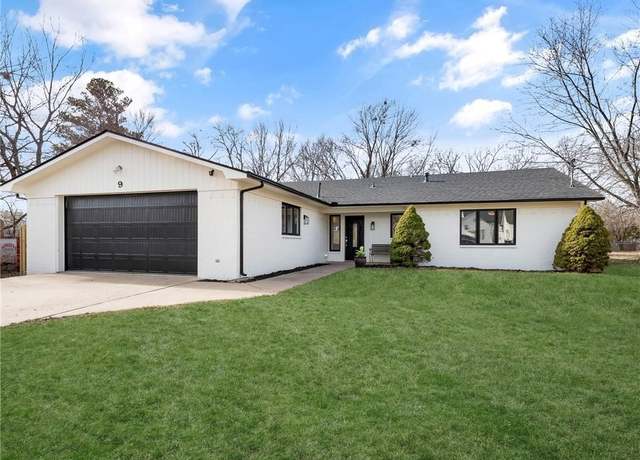 Property at 9 Bois D Arc St, Farmington, AR 72730, 3 beds, 2 baths