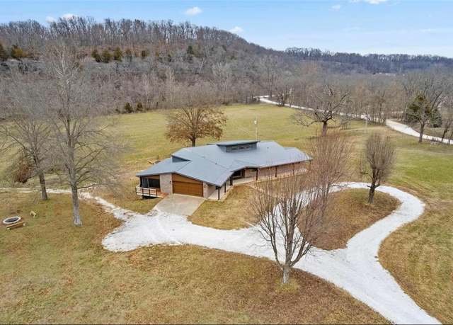 Property at 4933 Rocky Ridge Trl, Little Flock, AR 72756, 6 beds, 3.5 baths