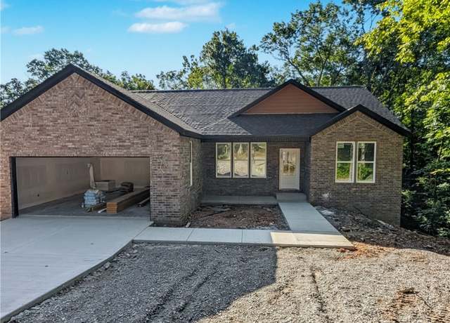 Property at 10 Bankfoot Ln, Bella Vista, AR 72715, 3 beds