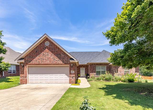 Property at 6296 W Greens Chapel Rd, Fayetteville, AR 72704, 4 beds, 2 baths