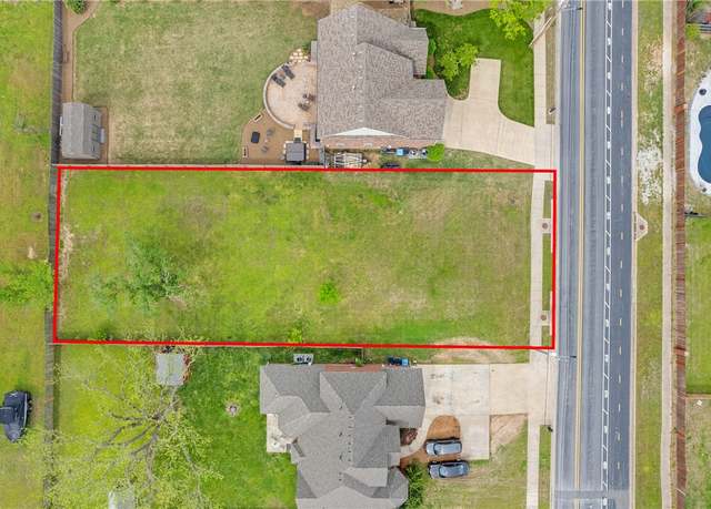 Property at 1405 NW 3rd St, Bentonville, AR 72712