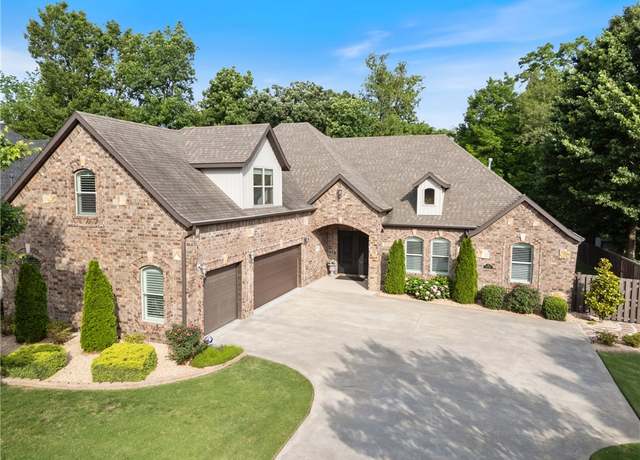 Property at 1080 Hunters Pointe, Bentonville, AR 72713, 4 beds, 3.5 baths
