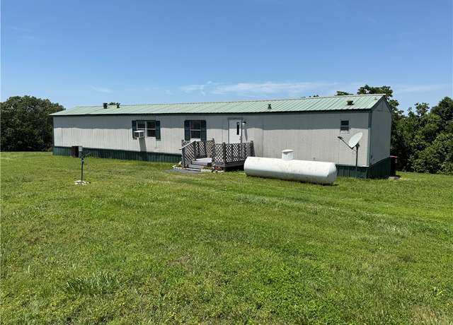 Property at 15293 Strawberry Ridge Rd, Gravette, AR 72736, 3 beds, 2 baths