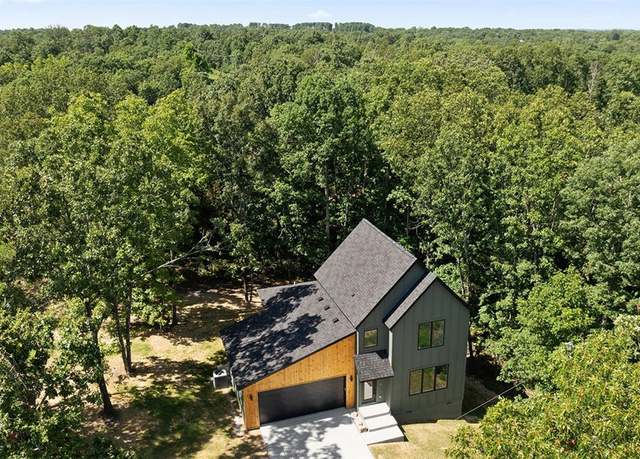Property at 5 Morvan Cir, Bella Vista, AR 72715, 3 beds, 2.5 baths
