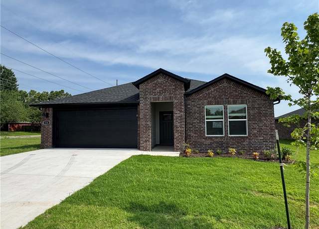 Property at 216 Collie Ave, Lowell, AR 72745, 4 beds, 2 baths