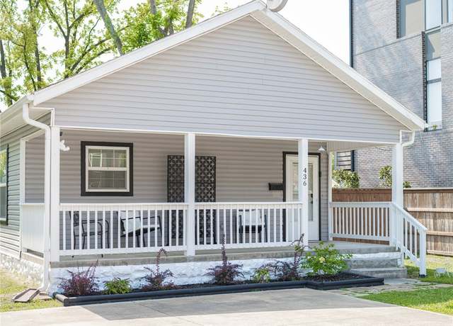 Property at 436 SW B St, Bentonville, AR 72712, 3 beds, 2 baths