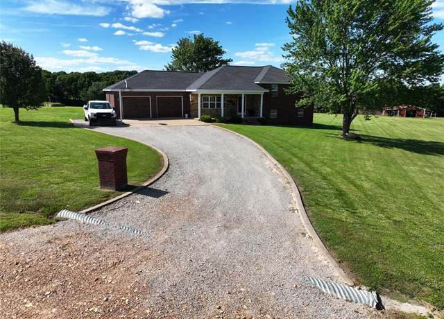 Property at 42 County Road 640, Green Forest, AR 72638, 3 beds, 2.5 baths