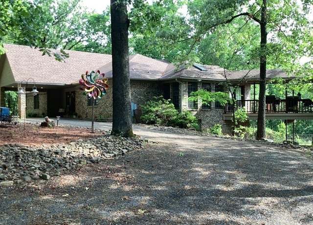 Property at 6 Alexander Ln, Russellville, AR 72802, 4 beds, 3.5 baths