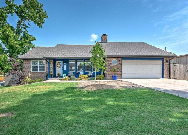 Property at 1303 W Pine St, Rogers, AR 72758, 3 beds, 2 baths